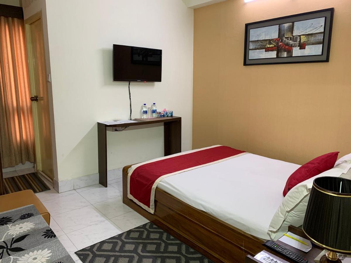 Hotel Grand Circle Inn Dhaka Esterno foto