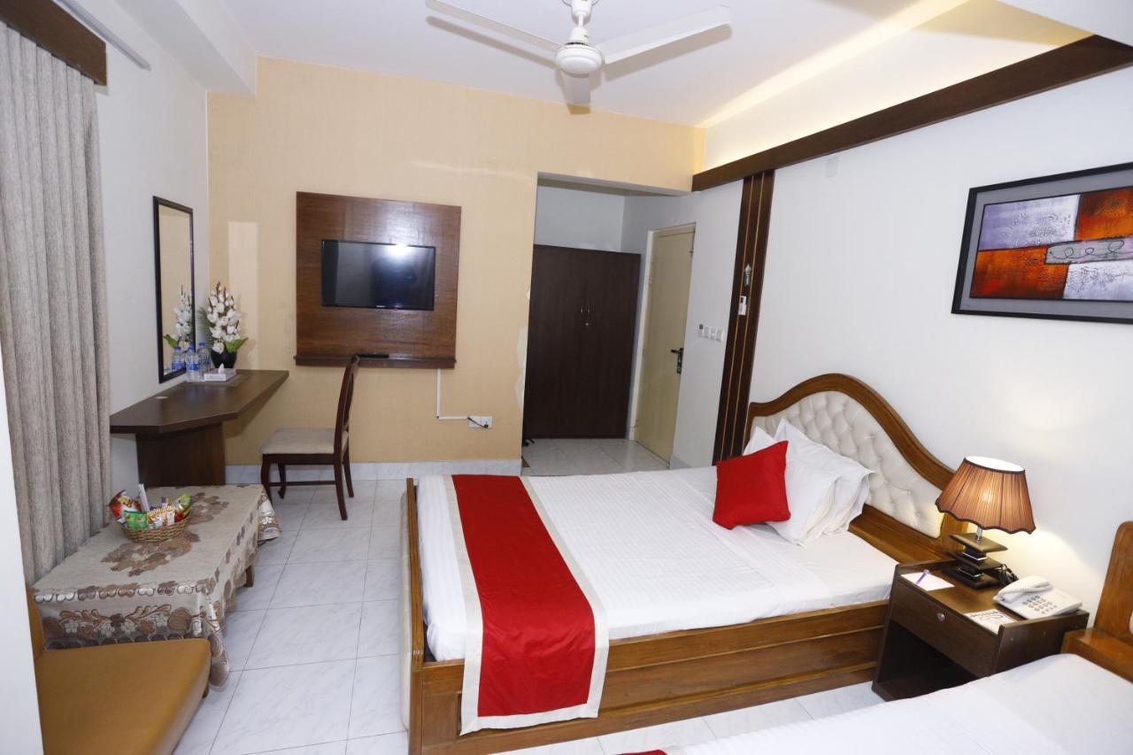 Hotel Grand Circle Inn Dhaka Esterno foto