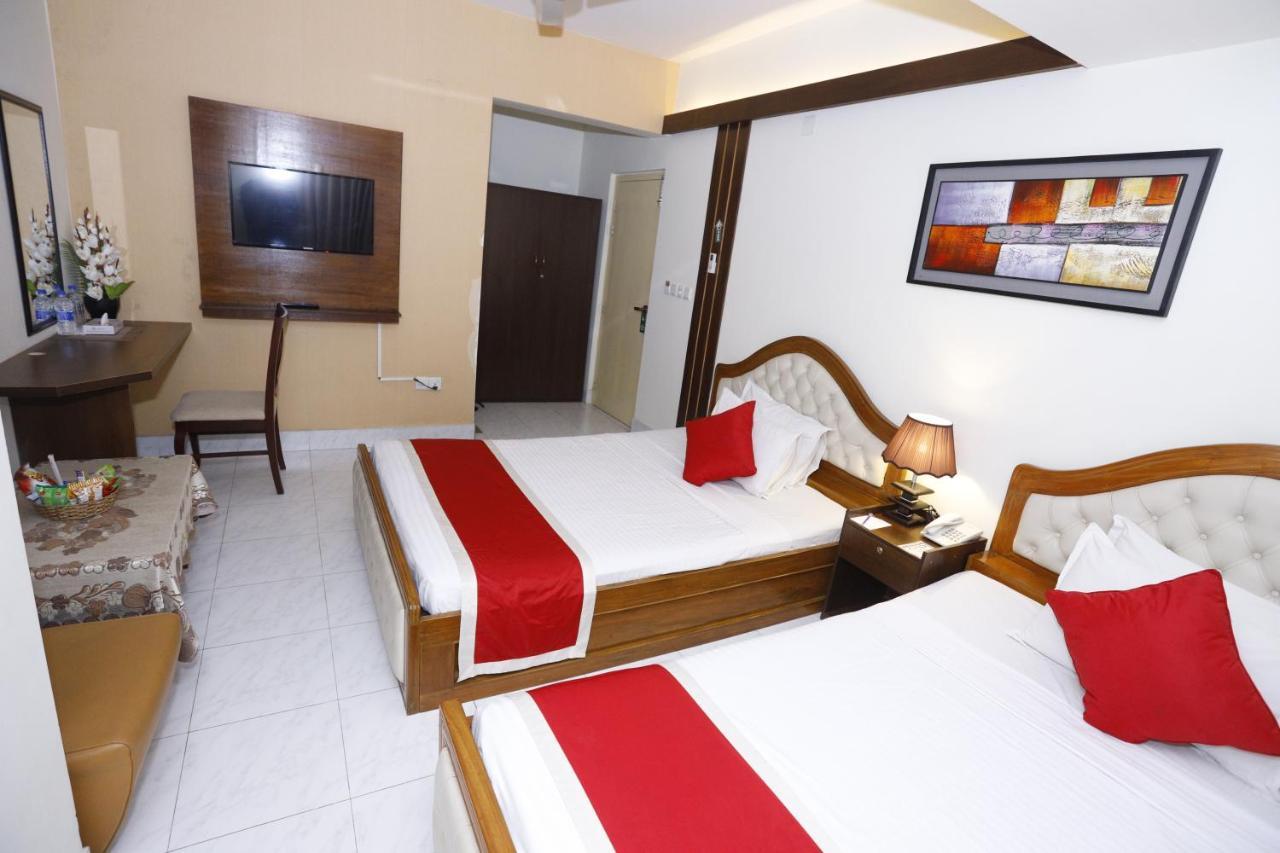 Hotel Grand Circle Inn Dhaka Esterno foto
