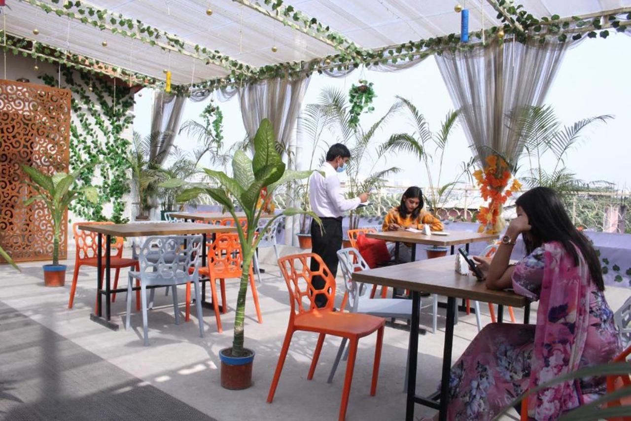 Hotel Grand Circle Inn Dhaka Esterno foto