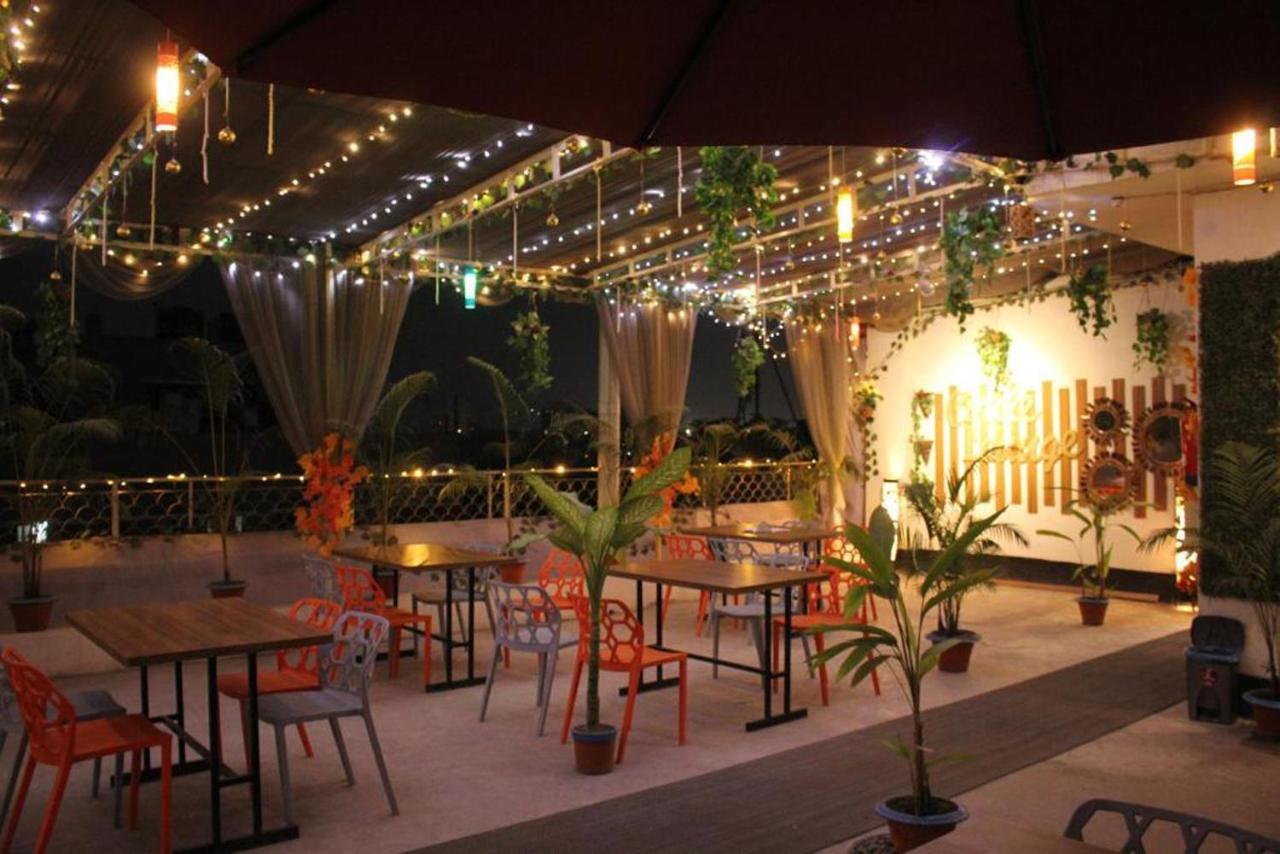 Hotel Grand Circle Inn Dhaka Esterno foto